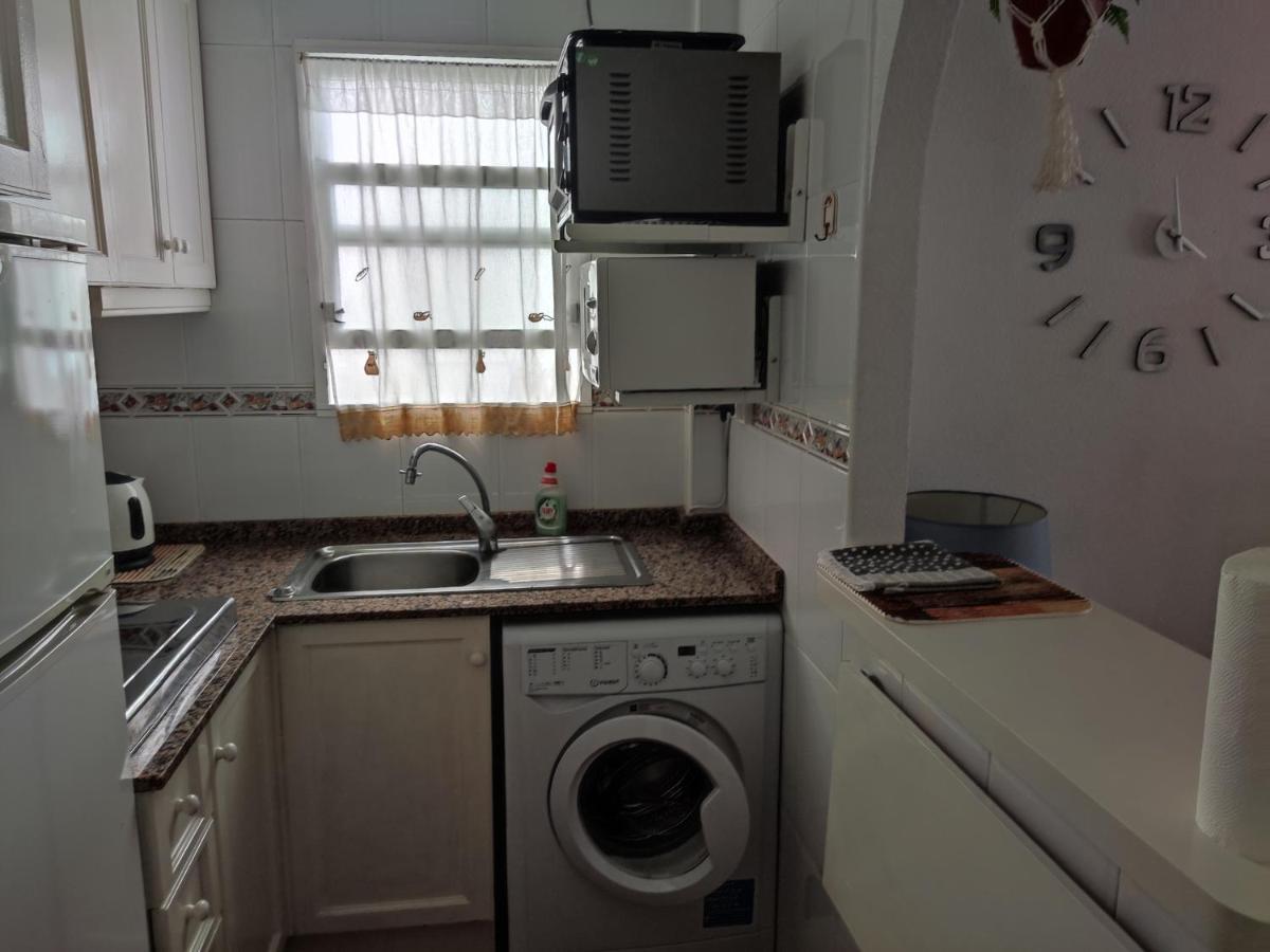 Ak Apartamento En Torrevieja Exterior foto